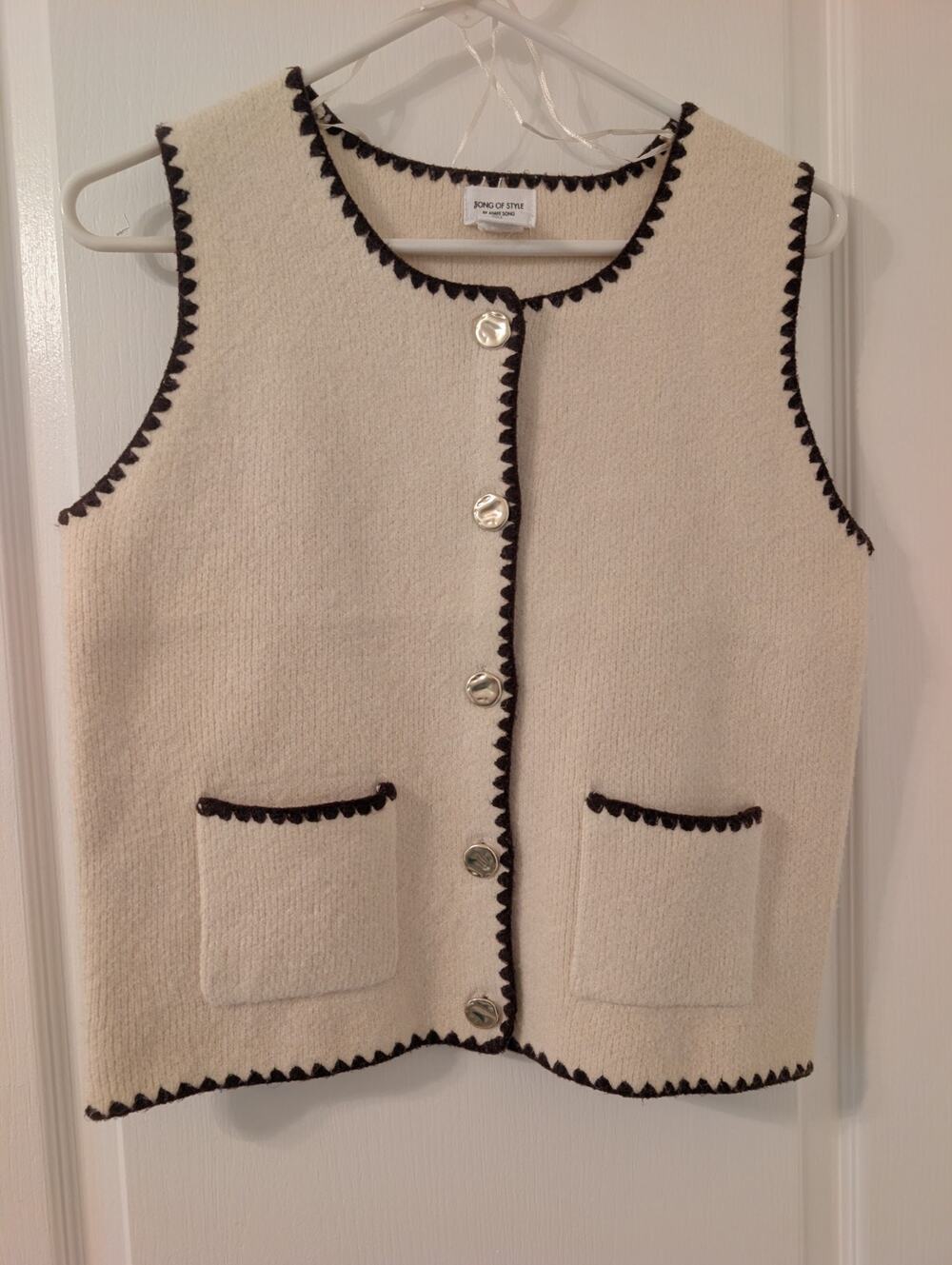 Song of Style by Aimee Song Cream and Brown Knit Vest Large